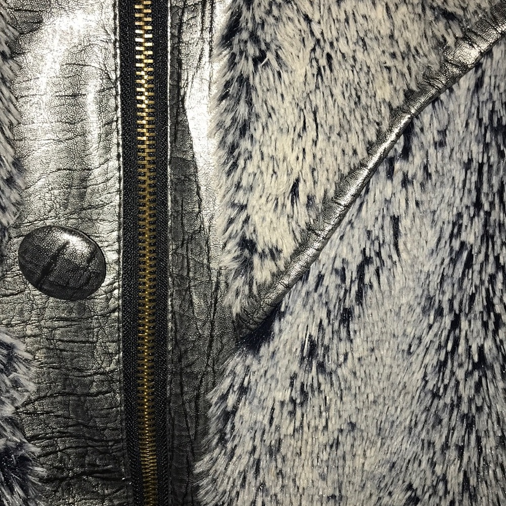 Furry Jacket - Picture 2 of 4